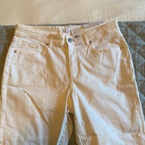 NWT Loft White Denim Curvy Skinny, Size 31 / Size 12